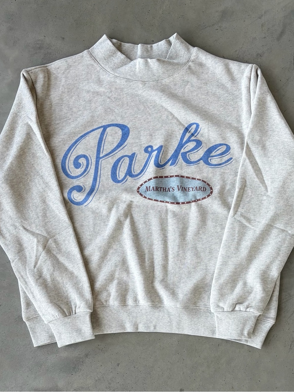 Martha's Vineyard 'Parke' Light Gray Crewneck Sweatshirt